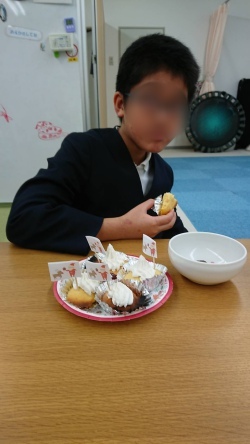 2018-12-25_22-15-37_632