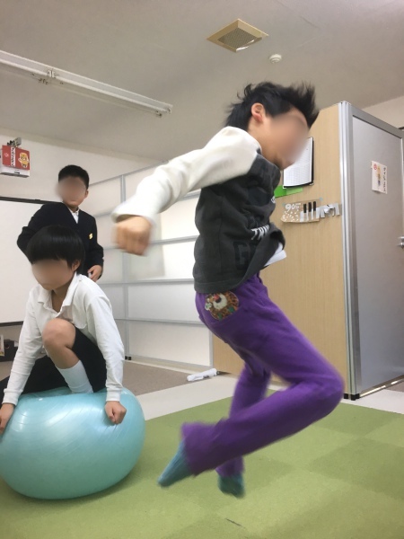 2019-02-06_16-42-19_143